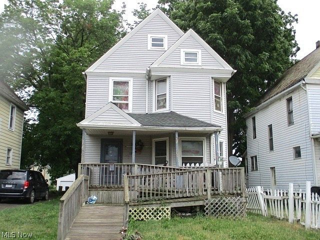 1st image of 323 12th St