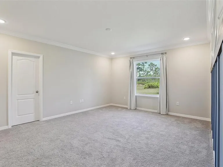 2410 Park Ave — Photo 22