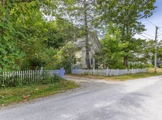 14 Chapel St, Ellsworth, ME 04605