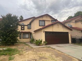 4977 Villa Royale Way, Sacramento, CA 95823