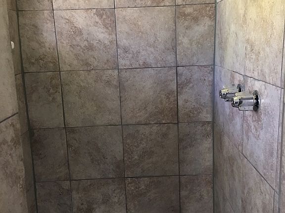 Shower stall