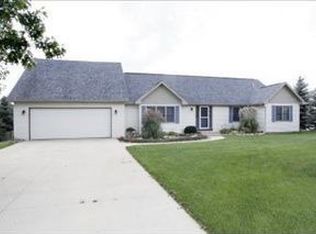7389 Tawas Ave, Kalamazoo, MI 49009