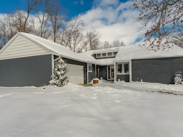 816 Hickory Ln, Mantorville, MN 55955