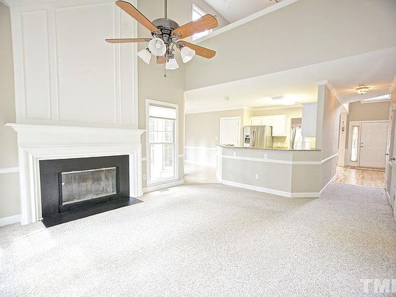 5th image of 4003 Peachway Ct