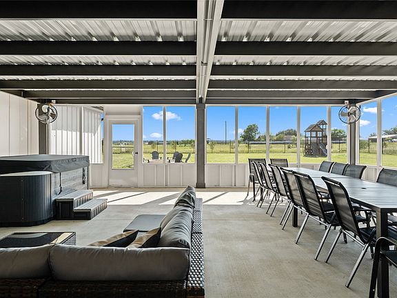 4th image of 251 Willow Moon Ranch Rd