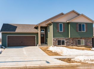 5637 Prosper Ave NW, Rochester, MN 55901