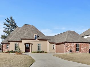 37426 Amalfi Dr, Prairieville, LA 70769