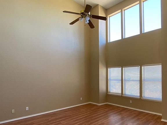 2nd image of 1262 Hillcrest Dr APT A