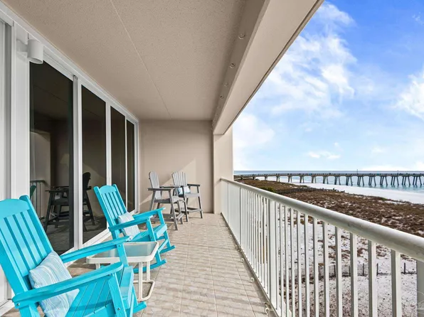 8525 Gulf Blvd APT 302, Navarre, FL 32566