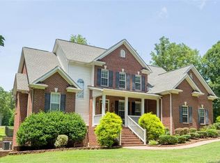 915 Corvette Ln, Lancaster, SC 29720