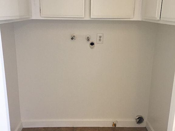 3rd image of 145 Junipero Serra Dr APT 1