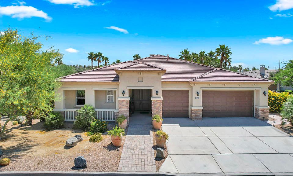 1st image of 57730 Cantata Dr