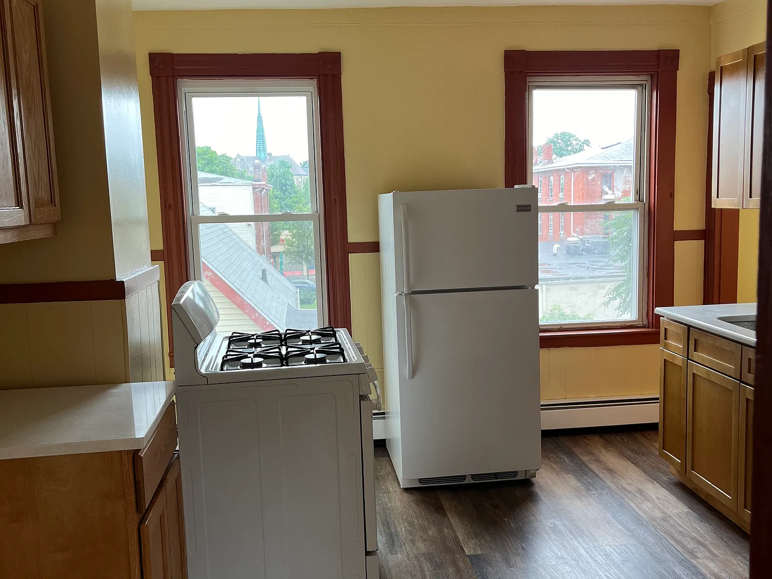 17-19 Chadwick Ave — Photo 3