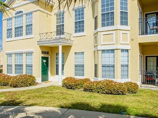 1st image of 2252 Beach Dr