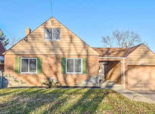 4972 Mount Alverno Rd, Cincinnati, OH 45238