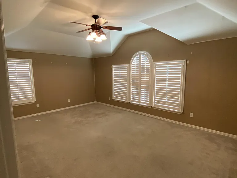519 Cellars Ct — Photo 6