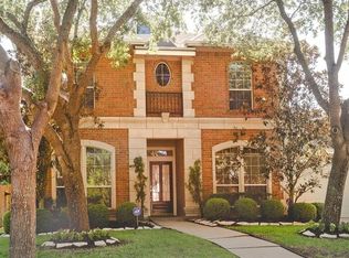 210 Kentwood Ridge Ct, Sugar Land, TX 77479