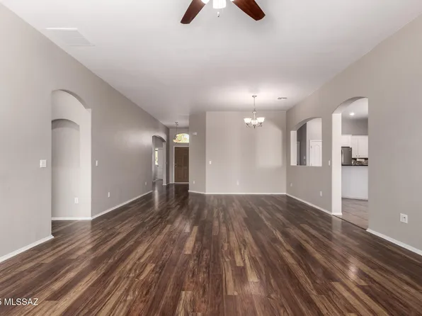 11165 W Gallinule Dr, Marana, AZ 85653