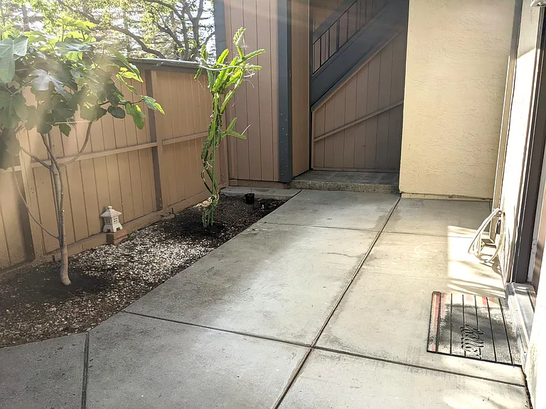 180 Hackamore Cmn — Photo 4
