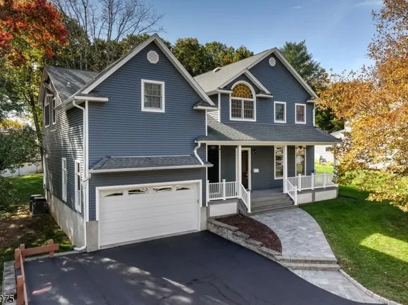 46 Seton Hall Dr, Oakland Boro, NJ 07436