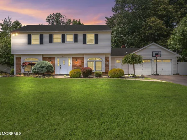 64 Livingston Lane, Manalapan, NJ 07726