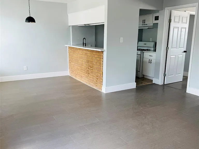 1125 Ann St #3 — Photo 2