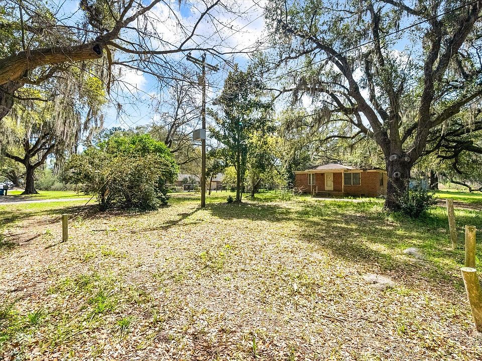 1st image of 1946 River Rd