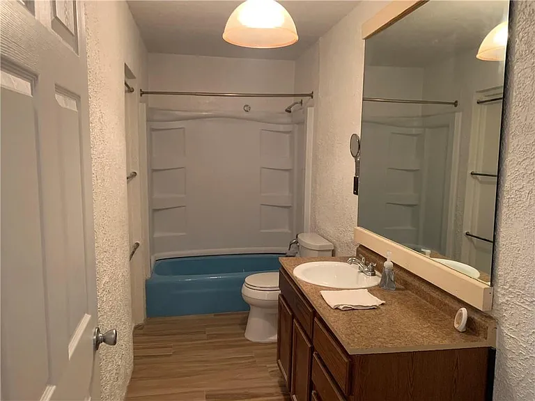 109 S Buffalo Ave — Photo 12