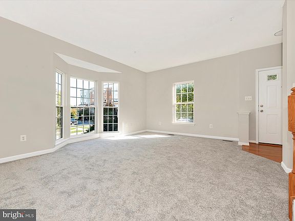 4th image of 1800 Wheyfield Dr