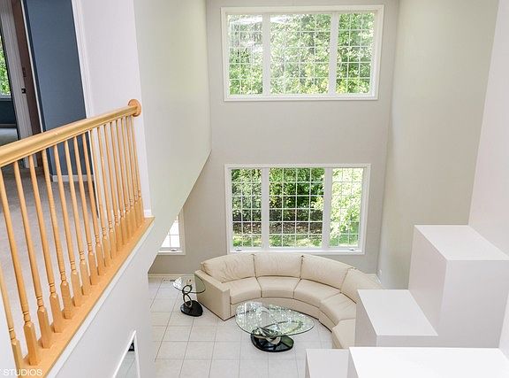 4th image of 72 Spyglass Cir #72