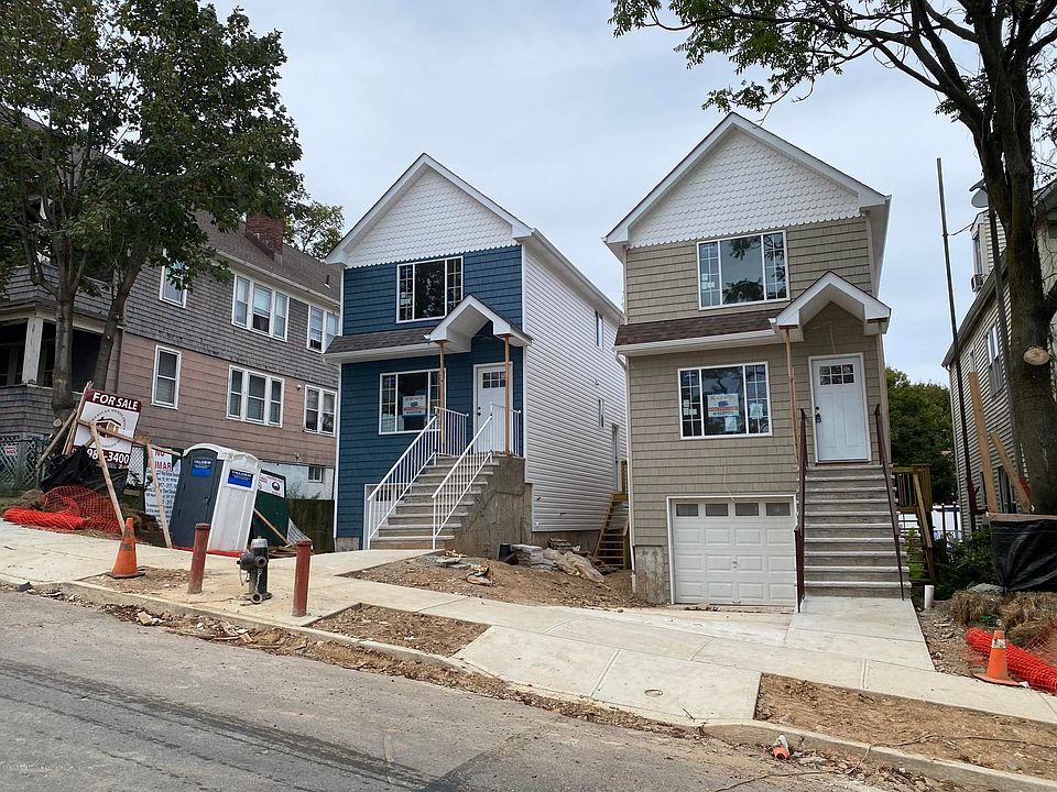 2nd image of 27 Scribner Ave