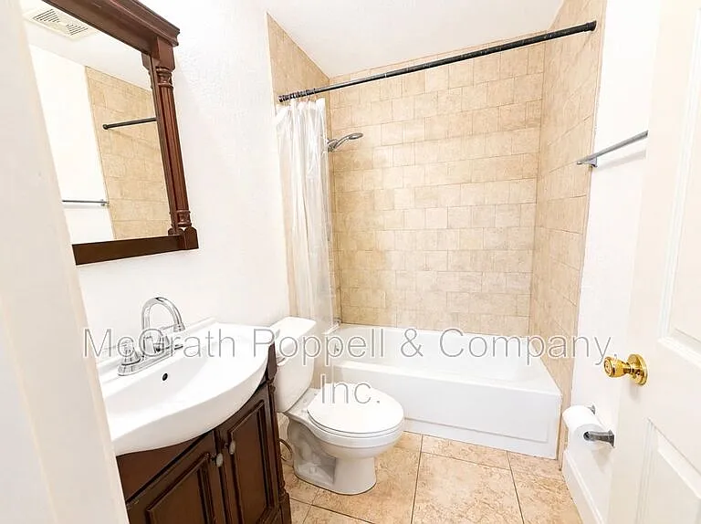 7704 Chase Rd — Photo 11
