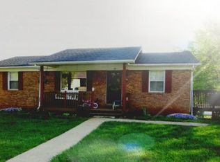 144 Midway Dr, Elizabethton, TN 37643