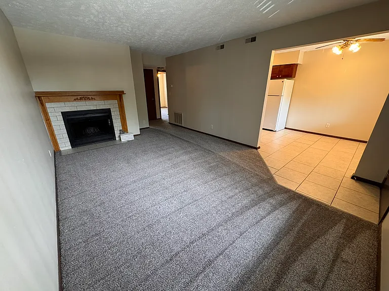 1847 Knox St #16 — Photo 7