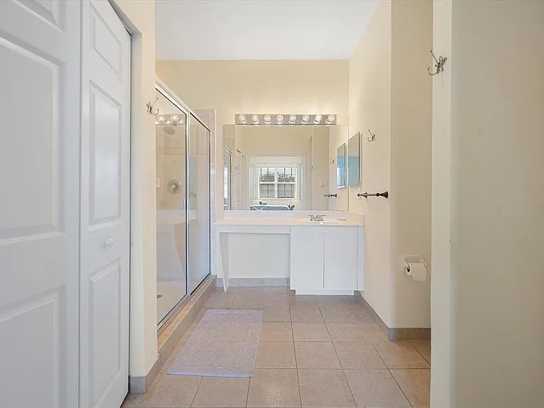 112 Lighthouse Cir #G — Photo 17