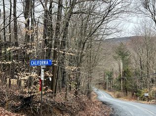 41 California Rd, Warwick, NY 10990