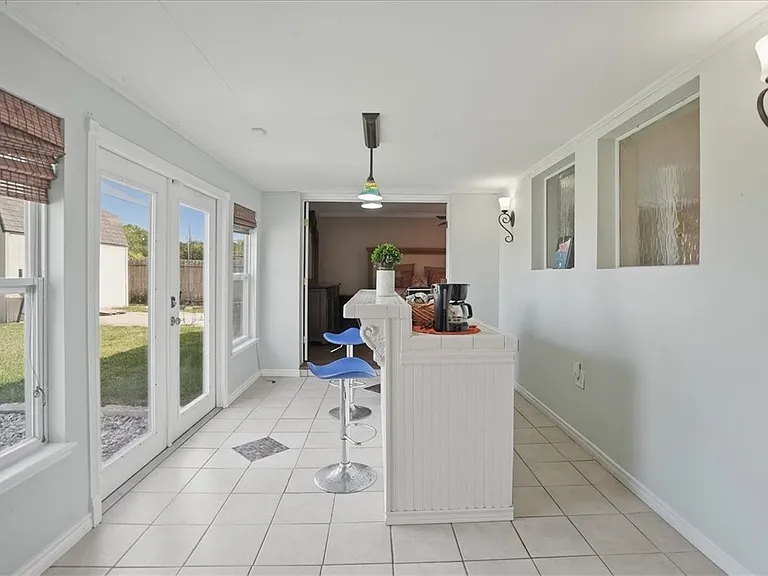 6826 Sahara Dr — Photo 25