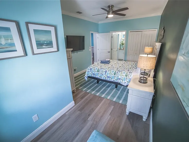 159 Captiva Dr — Photo 29
