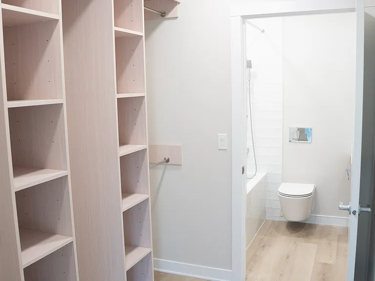 4030 University Ave NW — Photo 127