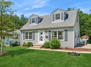 1118 Deforest Ave, Iowa City, IA 52240
