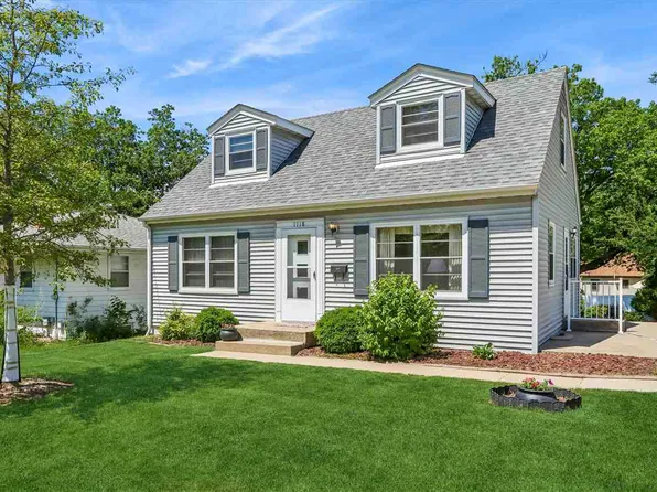1118 Deforest Ave, Iowa City, IA 52240