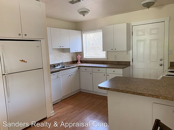 4th image of 4708 W Wisconsin Ave