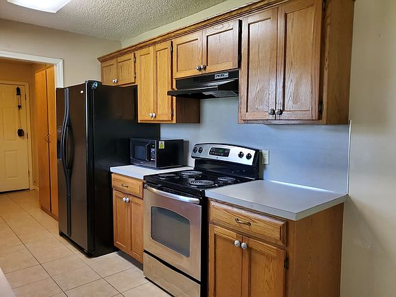 5th image of 103 Wildwood Cir