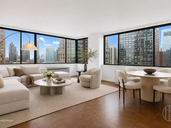 45 West 67th Street image 1 of 4