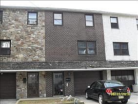 1st image of 428 Maple St
