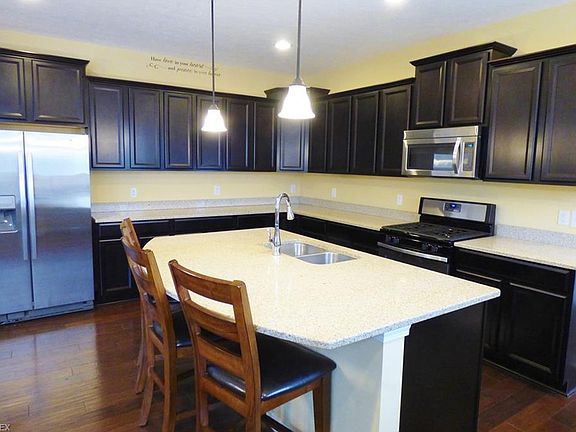 3rd image of 8525 Tanager Ln