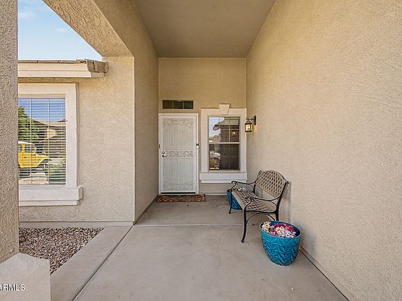 4th image of 13729 W LUKE Avenue
