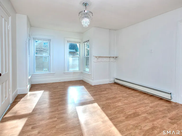 56 Franklin St — Photo 15