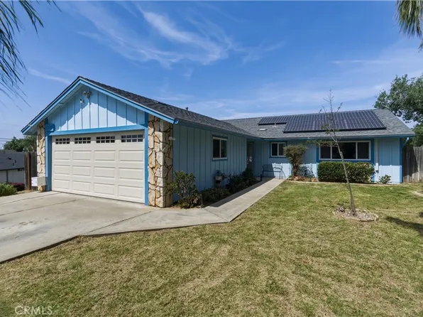 2251 S Stage Coach Ln, Fallbrook, CA 92028