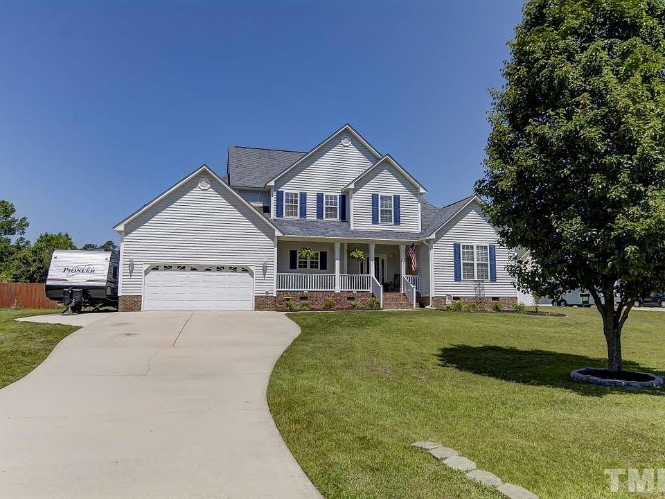 1st image of 127 Greenlyn Dr